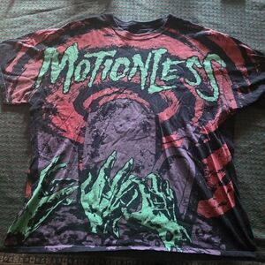 Motionless Graphic T-Shirt